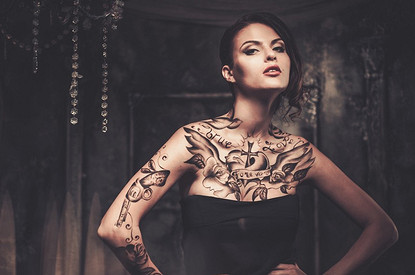 Тату-маскировка: что скрывают рисунки на теле