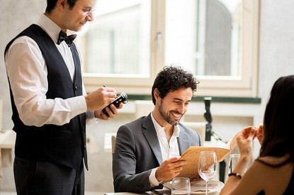 10 блюд, которые лучше не заказывать в ресторане: подсказки от шеф-повара