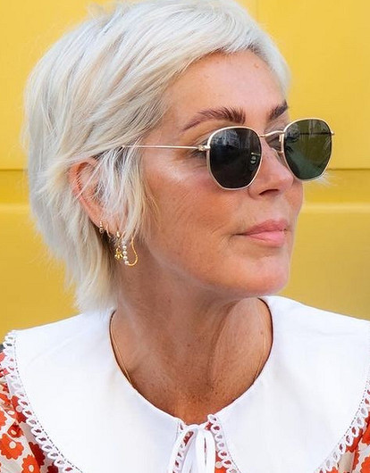 Выбираем лучшие модные стрижки 2022: женские 50 +