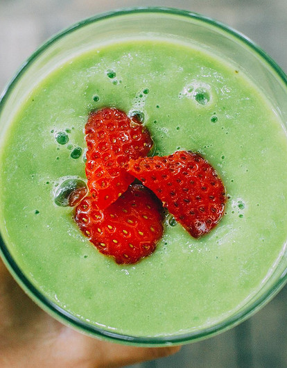 Как приготовить полезный зеленый смузи: 3 рецепта, которые стоит попробовать