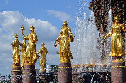 Не колой единой: вспоминаем вкус домашнего кваса, морсов и «газировки» из СССР