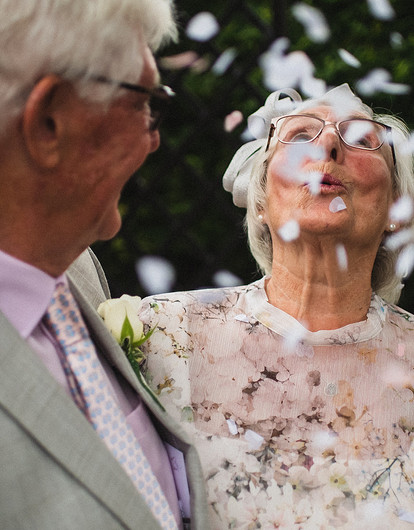 40 лет свадьбы: как называется годовщина, что дарить родителям, мужу и жене