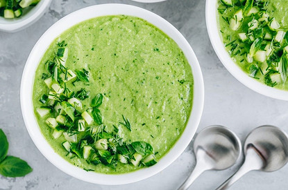 Поесть и освежиться: 10 холодных супов для жаркого лета