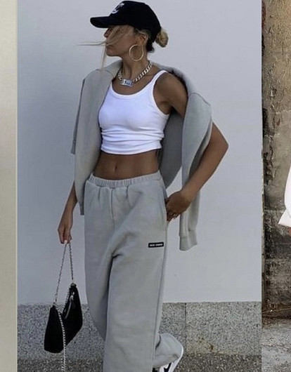 Джоггеры женские: с чем носить в 2022-м, чтобы не выглядело старомодно