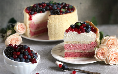 Ягодный Шарлотт (муссово-бисквитный торт)