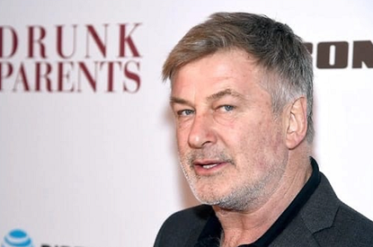 Дочь Алека Болдуина впервые рассказала об изнасиловании в подростковом возрасте