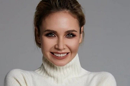 Трудные отношения с отцом, слухи о романе с Орландо Блумом и не только: 16 интересных фактов о Ляйсан Утяшевой