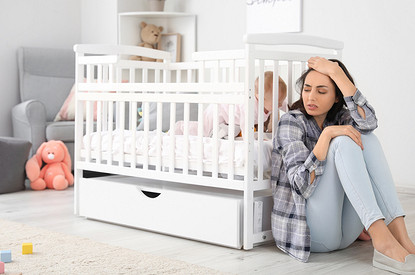 Послеродовая депрессия: как распознать и что делать