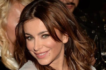 Ани Лорак впервые за долгое время вышла в свет