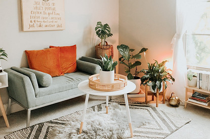 Как обустроить гостиную и не разориться: 8 советов от эксперта