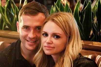 «Со мной расписался, а потом я его пьяного везла домой»: Милана Тюльпанова вспомнила свадьбу с Кержаковым