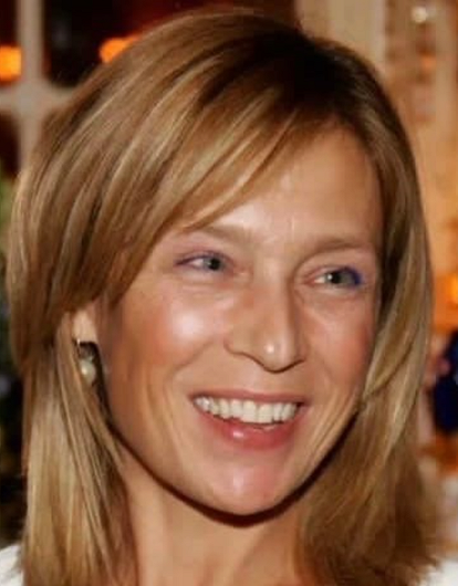 Курьер сбил экс-главреда Vogue Алену Долецкую в центре Москвы