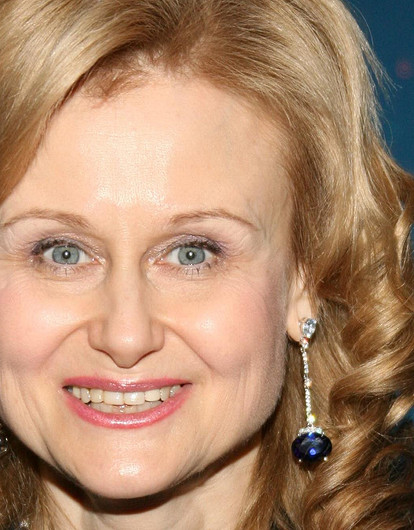 Дарье Донцовой — 70: предсказание гадалки, три брака и борьба за жизнь