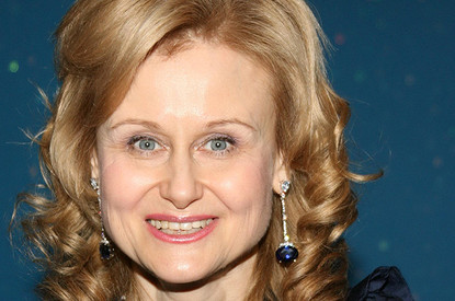 Дарье Донцовой — 70: предсказание гадалки, три брака и борьба за жизнь