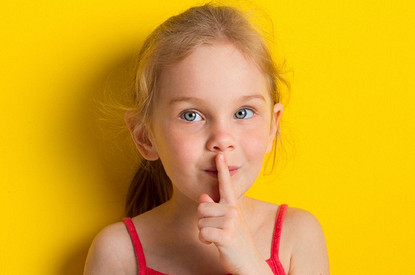 Задержка речи у ребенка: при чем здесь витамины и что нужно делать