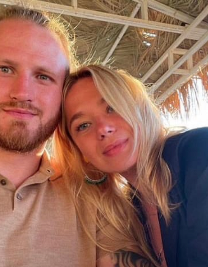 Экс-супруг Пелагеи обвенчался с новой женой (фото)