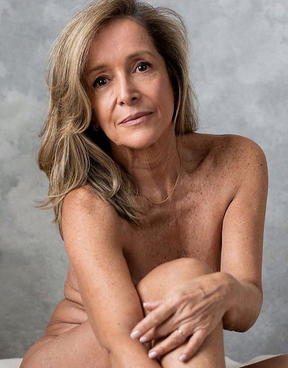 Пигментация, лишняя кожа в подмышках и еще 8 изменений, с которыми сталкивается каждая женщина