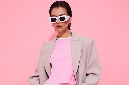 Тренд на Барбикор: топ-30 вещей модного розового цвета у российских брендов