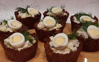 Закуска из селедочки в тарталетках