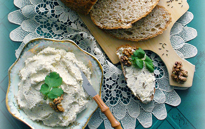 Паштет из брынзы с тмином