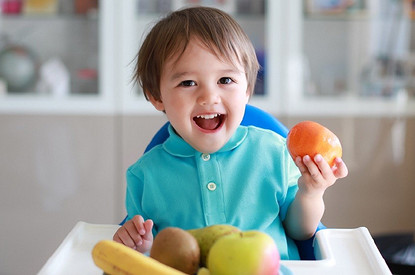 Прикормили: 5 правил перевода ребенка от детского пюре к взрослой пище