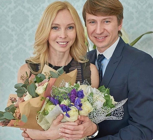 Влад Соколовский и другие звезды, которые решили пожениться только после рождения детей