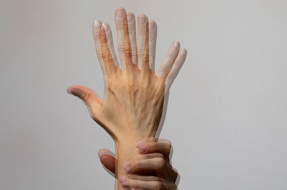 Опасный симптом: 6 причин двоения в глазах