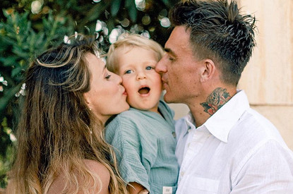 «В компании трехлетнего сына и мужа»: Регина Тодоренко рассказала, как проходили ее вторые роды