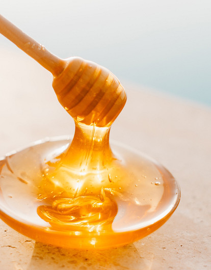 Маска для лица с медом: 10 лучших рецептов в домашних условиях