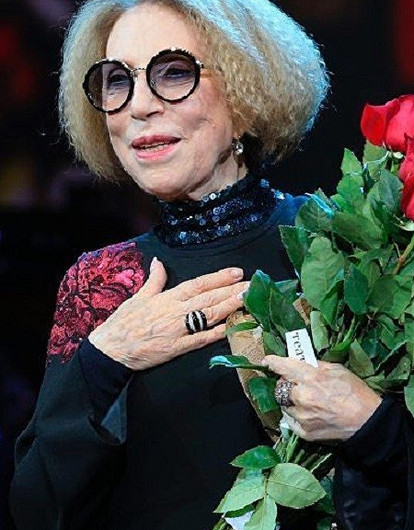 78-летняя Инна Чурикова попала в больницу с множественными переломами