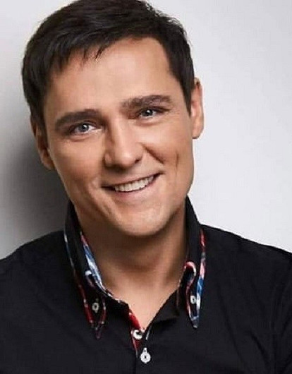 Минутка ностальгии: пройди тест и узнай, как хорошо ты знаешь песни Юрия Шатунова