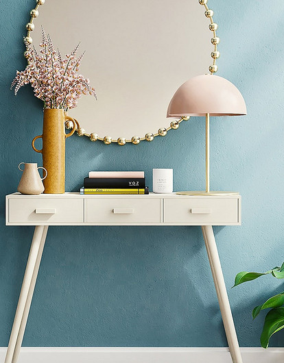 6 лайфхаков от дизайнера, как расширить тесный коридор без ремонта