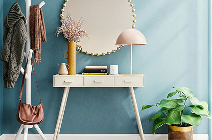 6 лайфхаков от дизайнера, как расширить тесный коридор без ремонта