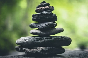 В поисках гармонии: 4 полезные привычки, которые помогут достичь баланса в здоровье (и не только)