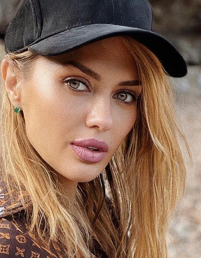 Работает ли фейсфитнес: разбираем на примерах звезд, которые клянутся в его эффективности