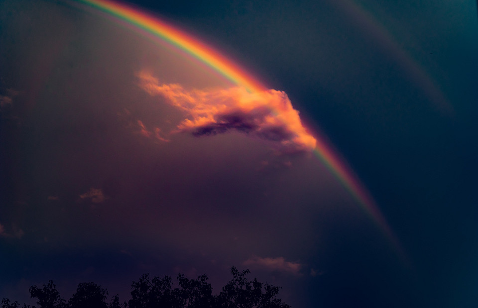 Увидеть радугу: какие приметы и суеверия связаны с семицветной дугой в небе
