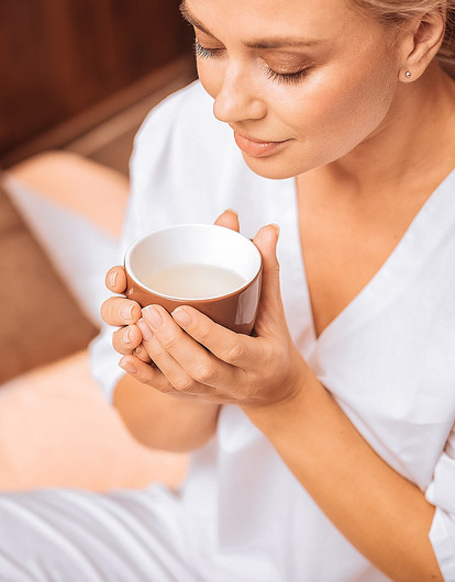 Сбросить вес без тренировок, зарядиться энергией, вернуть лицу сияющий цвет: как работает фитотерапия