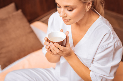 Сбросить вес без тренировок, зарядиться энергией, вернуть лицу сияющий цвет: как работает фитотерапия