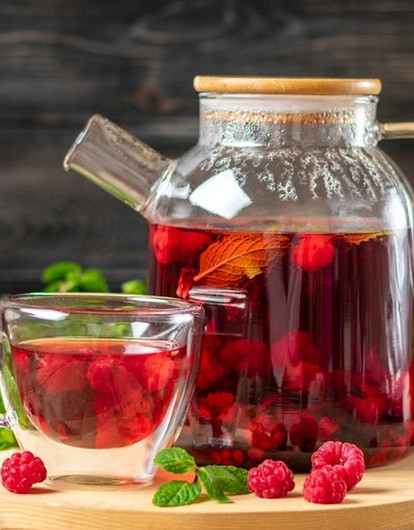 Чай из листьев малины: в чем польза и как приготовить