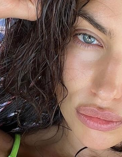 Ирина Шейк появилась на публике вместе с мамой