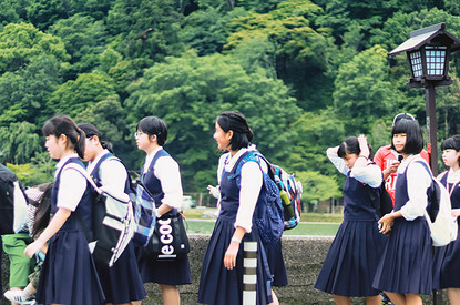 Аозай и сэра-фуку: 5 самых необычных школьных форм со всего мира (видео)