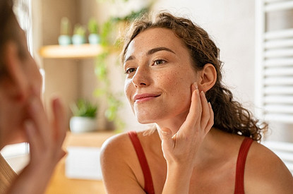 5 неочевидных причин раннего старения кожи