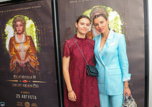 Премьера картины «Екатерина II. Закат Великой», снятой при поддержке Natura Siberica, собрала аншлаг  в кинотеатре «Формула Кино ЦДМ»
