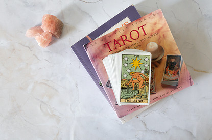 Как узнать свой аркан по дате рождения: психологический портрет с помощью Таро