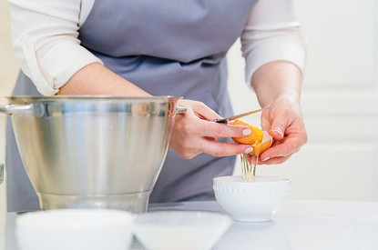 8 простых способов, как отделить белок от желтка (справится даже новичок)