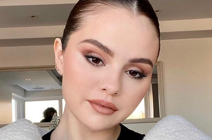 Селена Гомес показала свою фигуру в купальнике