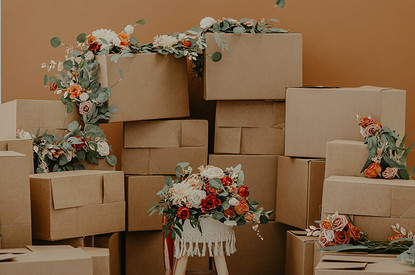 Подарок на свадьбу молодоженам: 20 оригинальных идей