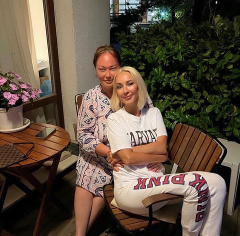 Лера Кудрявцева и Лариса Гузеева проводят вместе отпуск (фото)