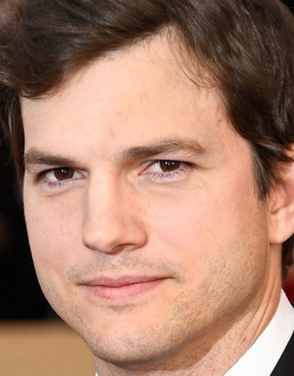 «Лишился зрения и слуха»: Эштон Катчер борется с аутоиммунным заболеванием