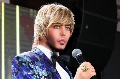 59-летний Сергей Зверев похвастался подтянутым телом